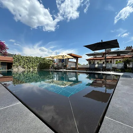 Tomsan & Ξενοδοχείο Akyaka (Mugla)