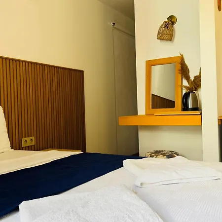 Tomsan & Akyaka Hotel
